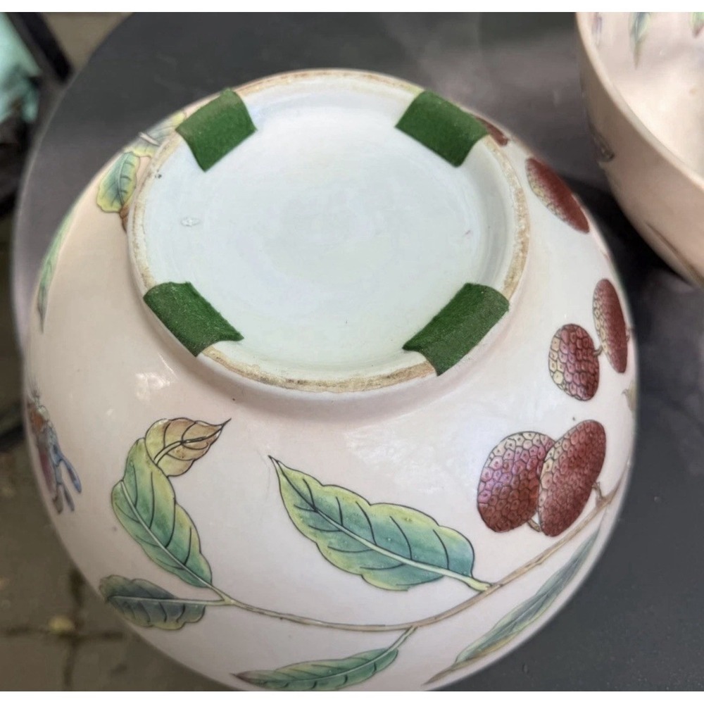 Vintage Chinoiserie Porcelain Fruit Bowl Butterfly Berry Botanical Large - Picture 5 of 12